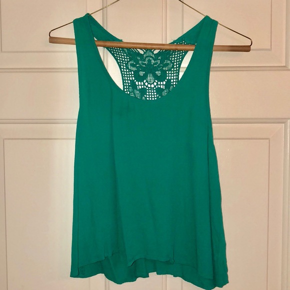 Forever 21 Tops - Green Lace Halter Back Style Tank Top